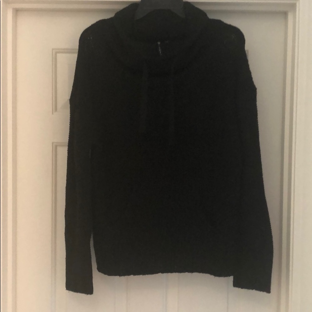 Black Poof sweater